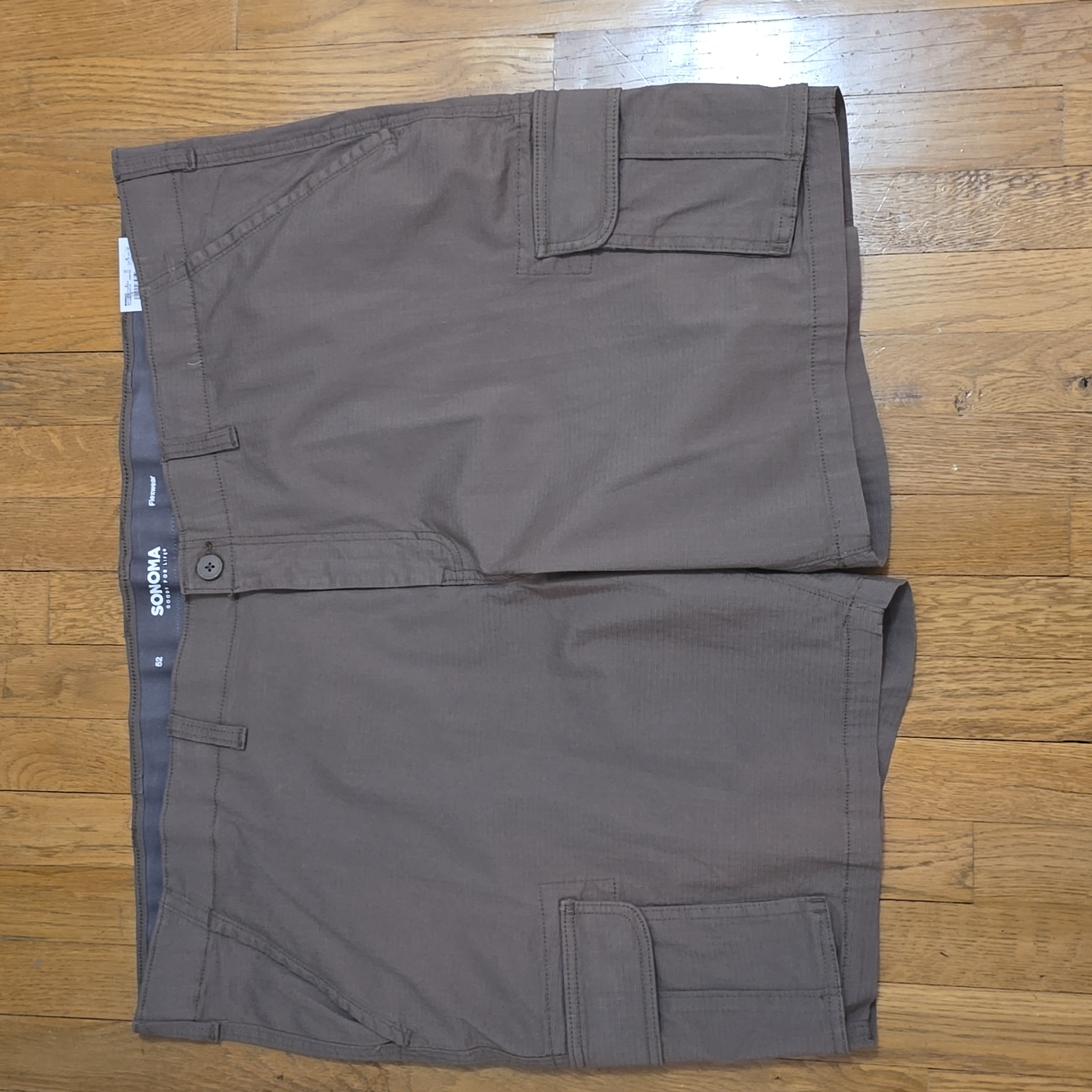 Somoma Brand Mens Big And Tall Brown Cargo Shorts Size 52